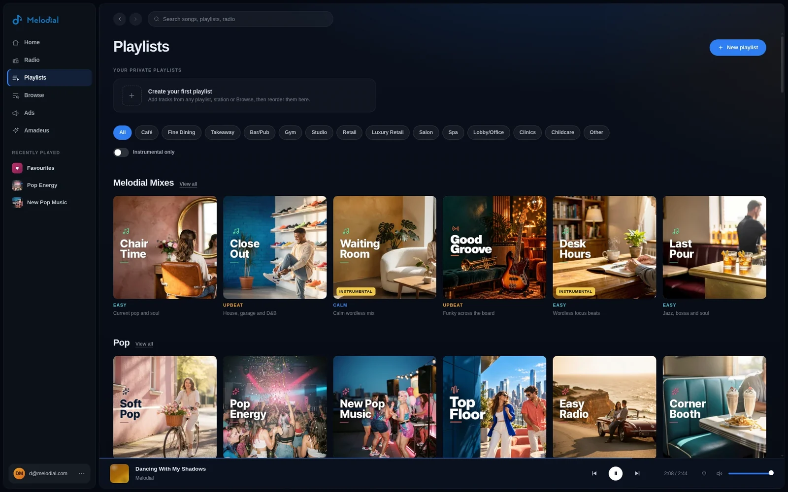 Explorar playlists por sector creadas por expertos en el reproductor de Melodial